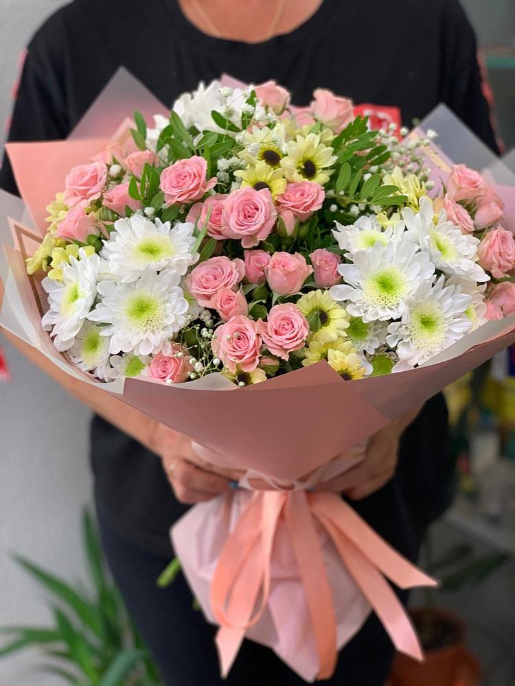 Букет цветов из: Розы и Хризантемы в Алхан-Кале