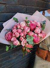 Букет розы в пальмах в Алхан-Кале Букет цветов из: Розы в Алхан-Кале