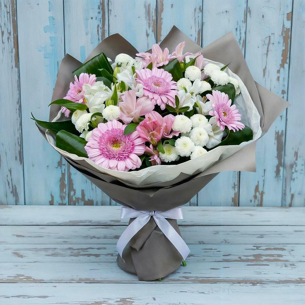 Букет цветов из: Герберы, Альстромерии и Хризантемы в Алхан-Кале