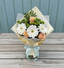 Букет герберы и розы в Алхан-Кале Букет цветов из: Герберы, Розы и Хризантемы в Алхан-Кале